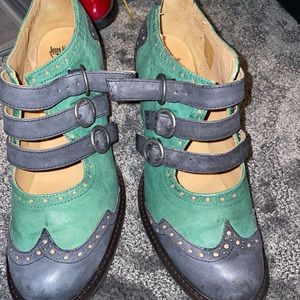 Johnny fluevogs. Worn only once. Like new.